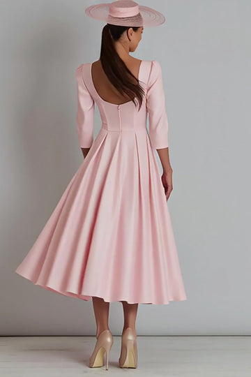 Robe de travail en satin rose à col carré une ligne avec manche